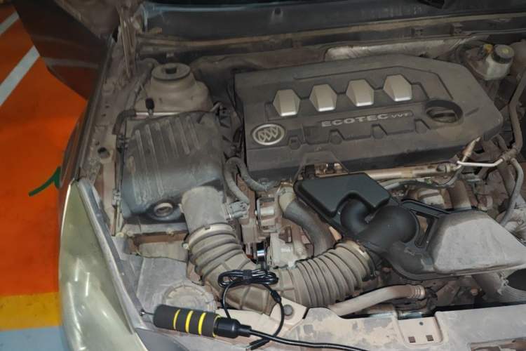 Used Buick Regal 2012 2.0L Luxury Edition Engine Bay Right
