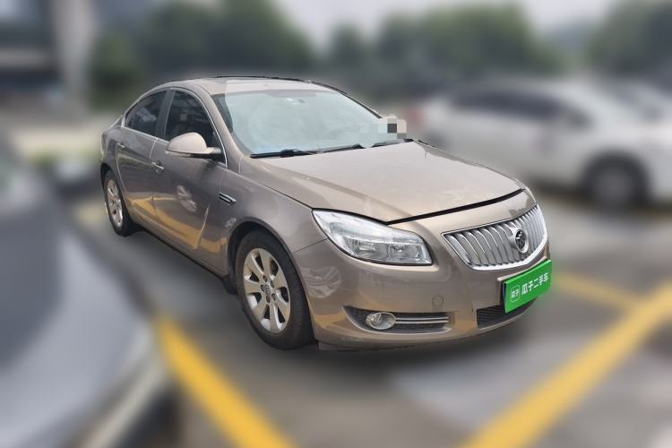 Used Buick Regal 2012 2.0L Luxury Edition Front Right 45 Deg