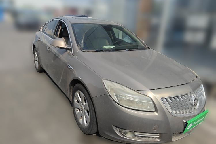 Used Buick Regal 2012 2.0L Luxury Edition Front Right 45 Deg