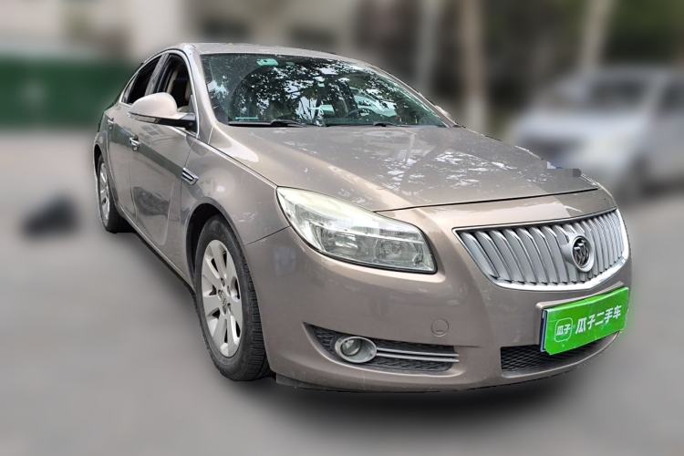 Used Buick Regal 2012 2.0L Luxury Edition Front Right 45 Deg