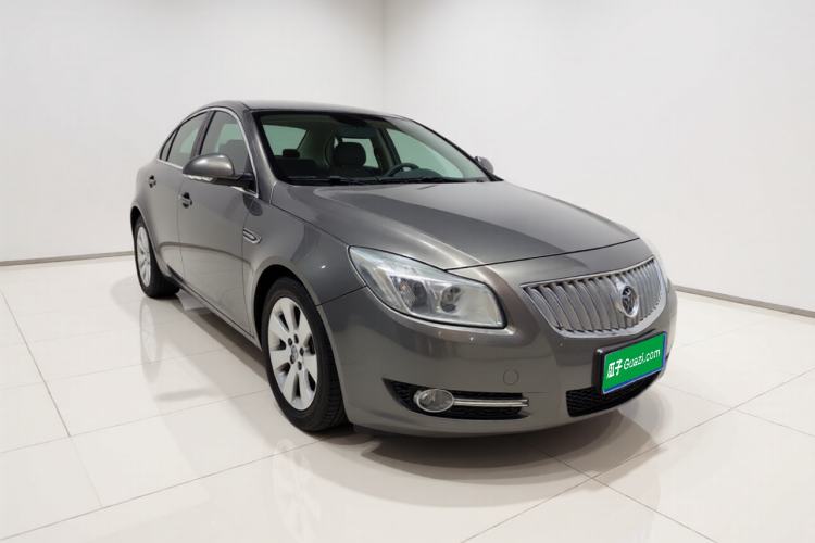 Used Buick Regal 2012 2.0L Luxury Edition Front Right 45 Deg