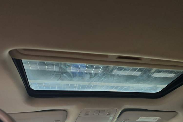 Used Buick Regal 2012 2.0L Luxury Edition Headliner