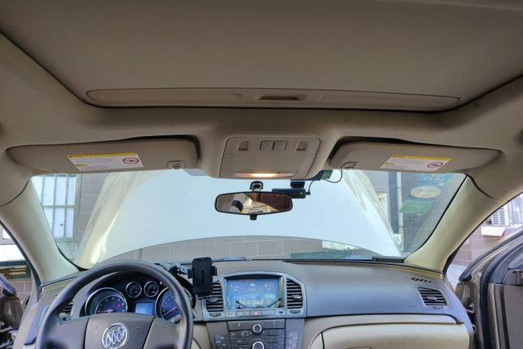 Used Buick Regal 2012 2.0L Comfort Edition Headliner