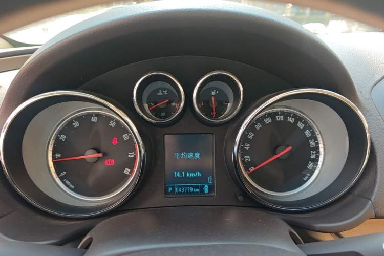 Used Buick Regal 2012 2.0L Comfort Edition Instrument Cluster