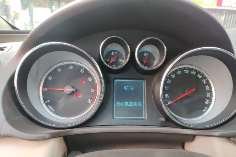 Used Buick Regal 2012 2.0L Luxury Edition Instrument Cluster