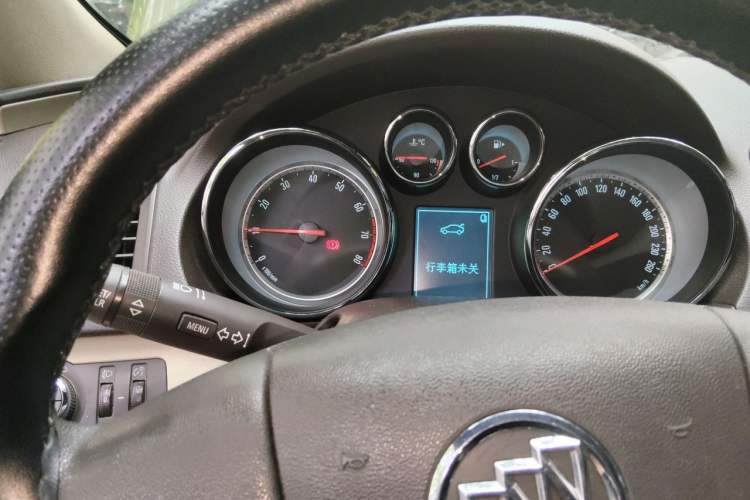 Used Buick Regal 2012 2.0L Comfort Edition Instrument Cluster