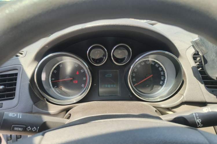 Used Buick Regal 2012 2.0L Comfort Edition Instrument Cluster