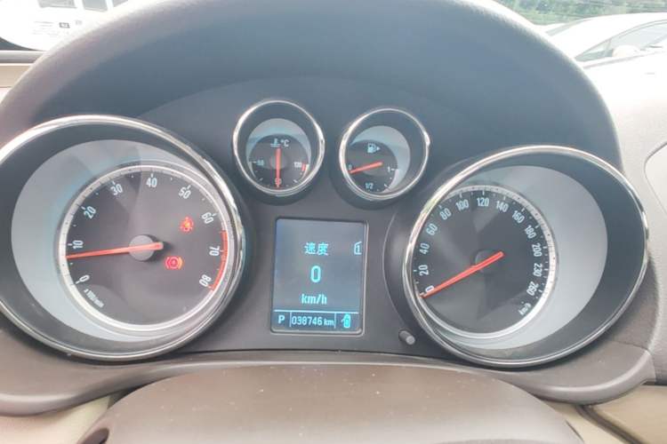 Used Buick Regal 2012 2.0L Luxury Edition Instrument Cluster