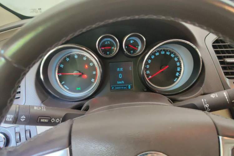 Used Buick Regal 2012 2.0L Luxury Edition Instrument Cluster