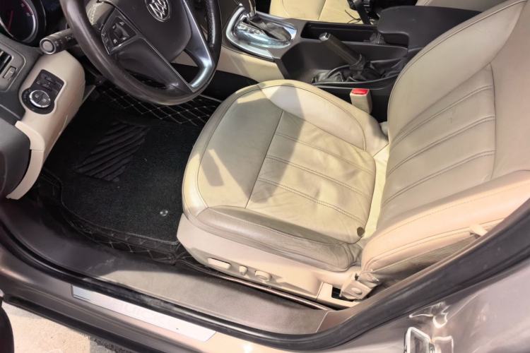 Used Buick Regal 2012 2.0L Luxury Edition Left Front Seat