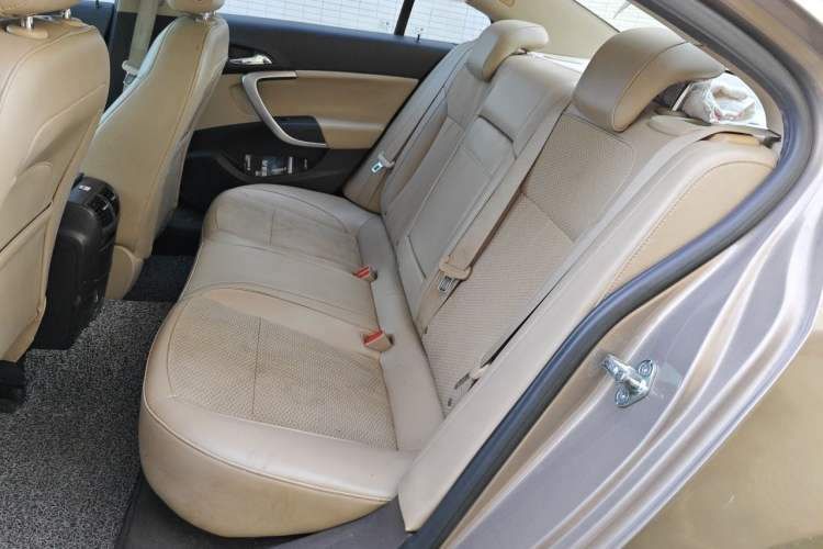 Used Buick Regal 2012 2.0L Comfort Edition Left Rear Seat