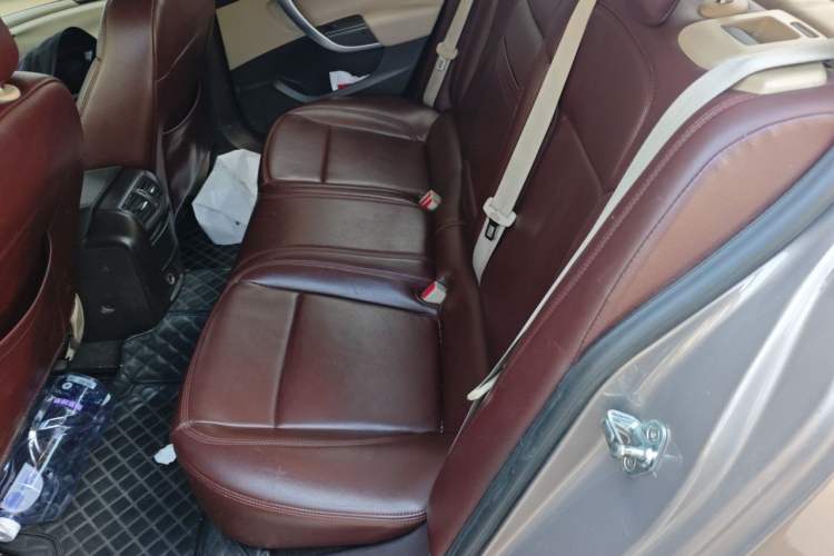 Used Buick Regal 2012 2.0L Comfort Edition Left Rear Seat