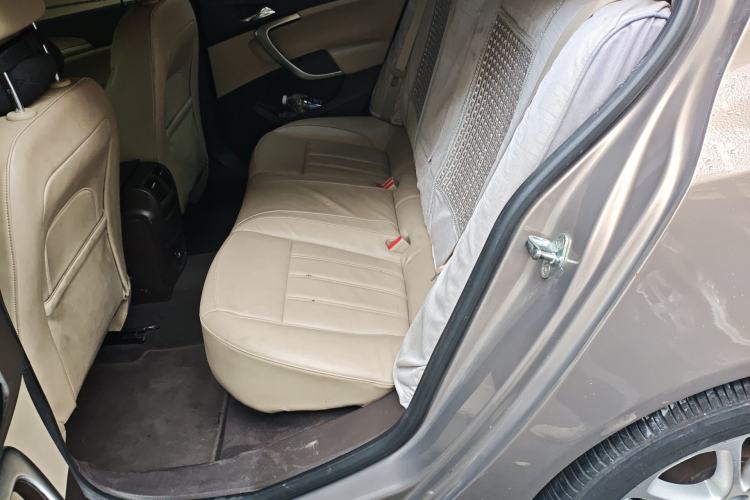 Used Buick Regal 2012 2.4L SIDI Elite Edition Left Rear Seat
