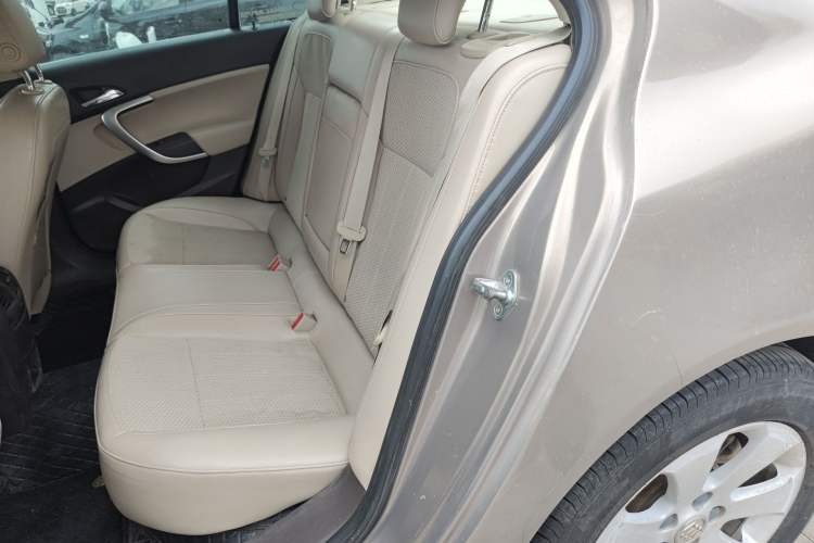 Used Buick Regal 2012 2.0L Comfort Edition Left Rear Seat