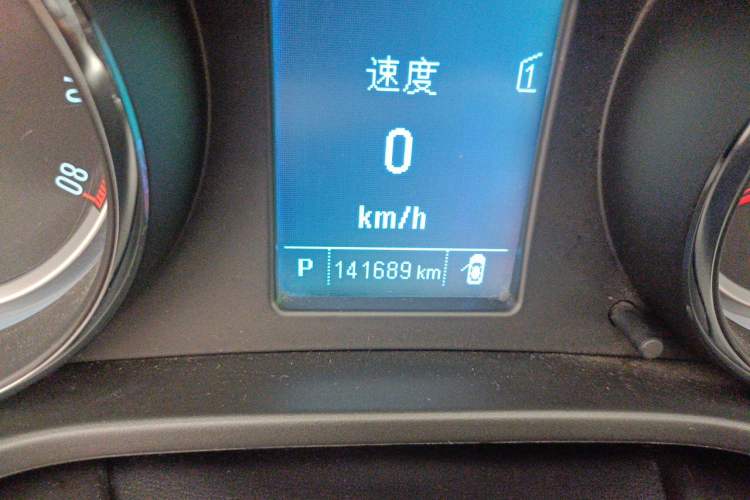 Used Buick Regal 2012 2.4L SIDI Flagship Edition Odometer Close Up