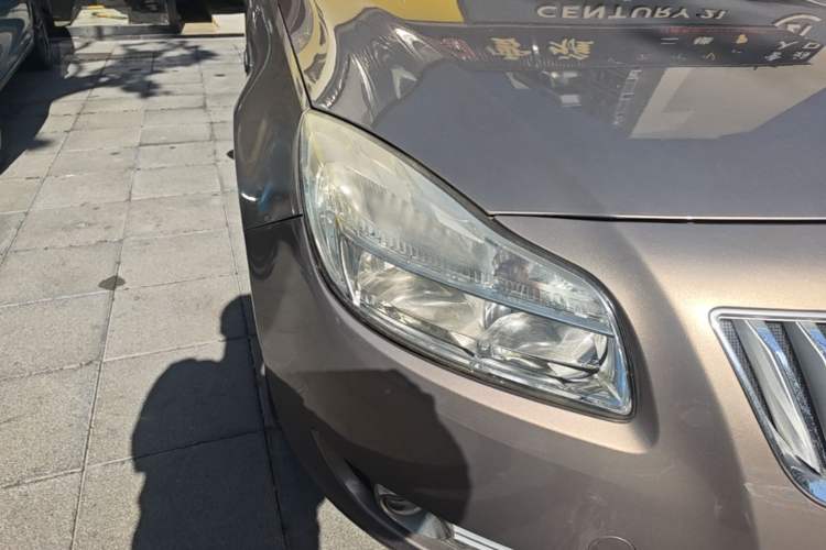 Used Buick Regal 2012 2.0L Comfort Edition Right Front Headlight