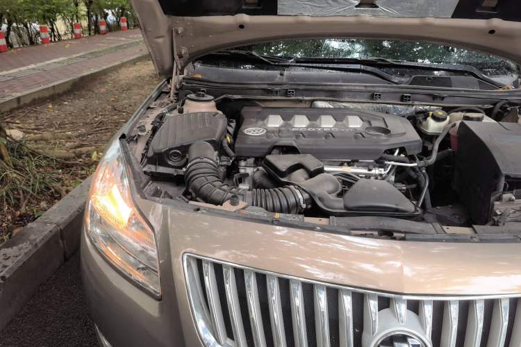 Used Buick Regal 2012 2.0L Comfort Edition Right Front Headlight