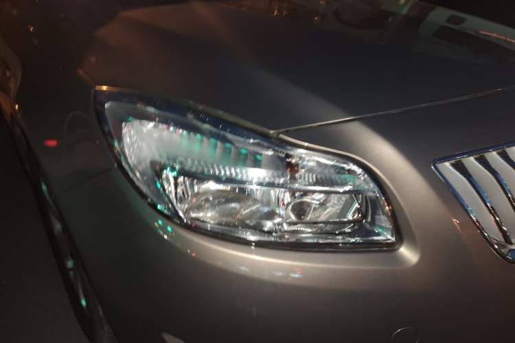 Used Buick Regal 2012 2.0L Comfort Edition Right Front Headlight