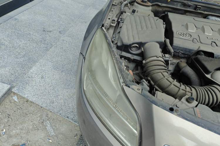 Used Buick Regal 2012 2.0L Luxury Edition Right Front Headlight