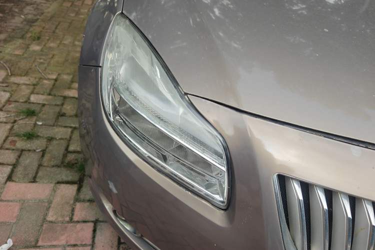 Used Buick Regal 2012 2.0L Luxury Edition Right Front Headlight