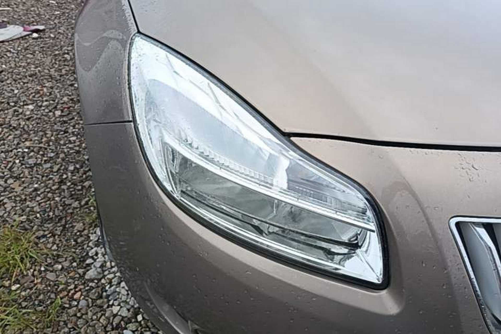 Used Buick Regal 2012 2.0L Comfort Edition Right Front Headlight