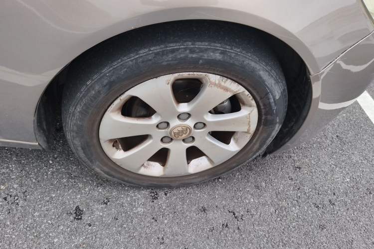 Used Buick Regal 2012 2.0L Luxury Edition Right Front Wheel Hub