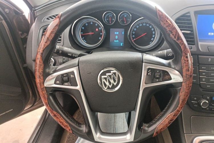 Used Buick Regal 2012 2.4L SIDI Flagship Edition Steering Wheel