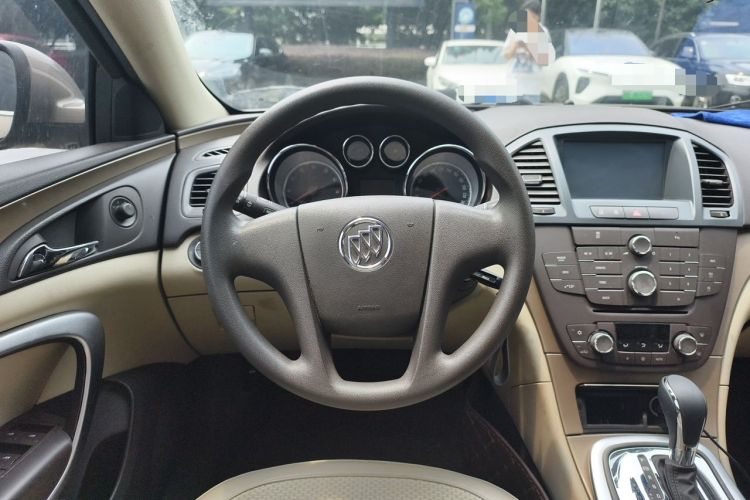 Used Buick Regal 2012 2.0L Luxury Edition Steering Wheel