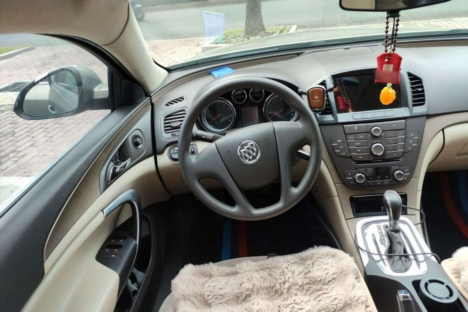 Used Buick Regal 2012 2.0L Comfort Edition Steering Wheel