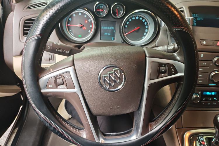 Used Buick Regal 2012 2.4L SIDI Elite Edition Steering Wheel