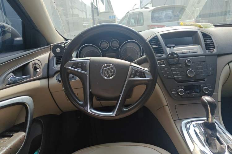 Used Buick Regal 2012 2.0L Luxury Edition Steering Wheel
