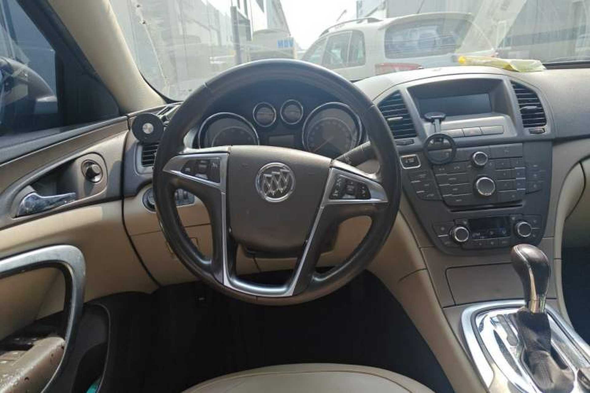 Used Buick Regal 2012 2.0L Luxury Edition Steering Wheel