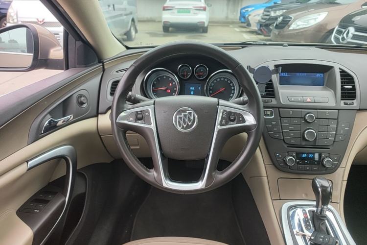 Used Buick Regal 2012 2.0L Luxury Edition Steering Wheel