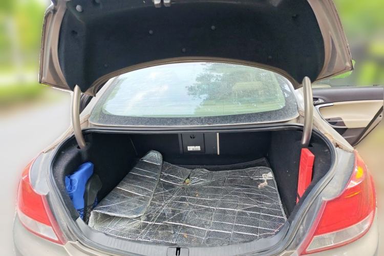 Used Buick Regal 2012 2.0L Comfort Edition Trunk
