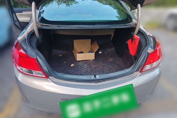 Used Buick Regal 2012 2.0L Luxury Edition Trunk
