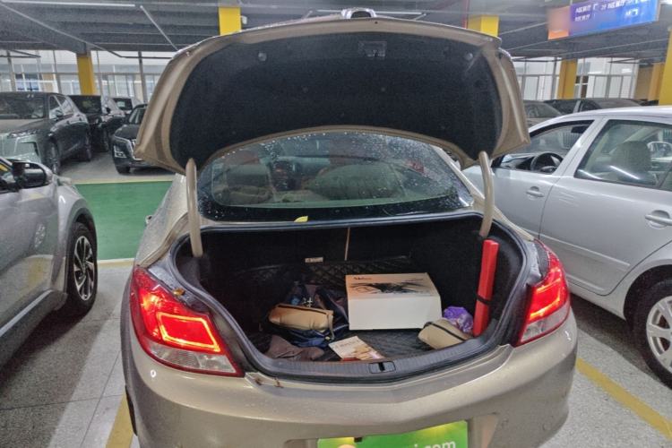 Used Buick Regal 2012 2.0L Comfort Edition Trunk