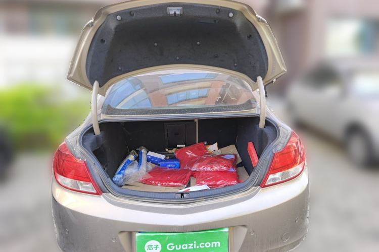 Used Buick Regal 2012 2.0L Comfort Edition Trunk