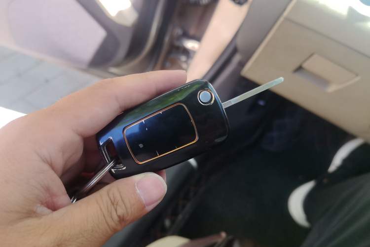 Used Buick Regal 2012 2.0L Comfort Edition Vehicle Key