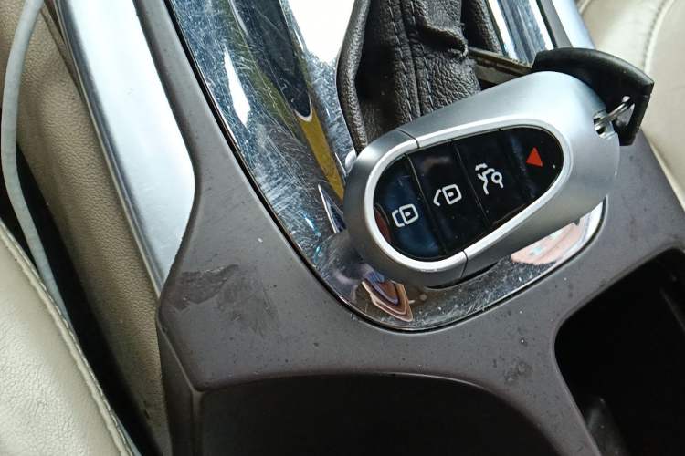 Used Buick Regal 2012 2.0L Luxury Edition Vehicle Key
