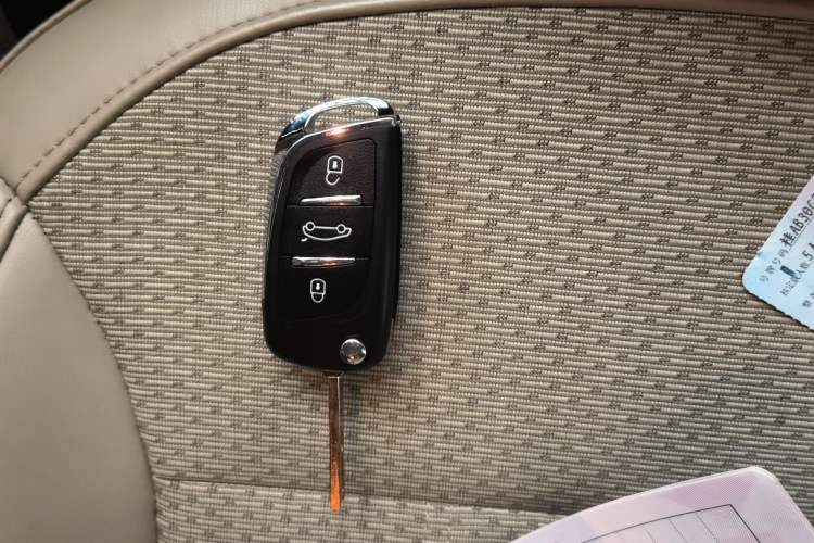 Used Buick Regal 2012 2.0L Comfort Edition Vehicle Key