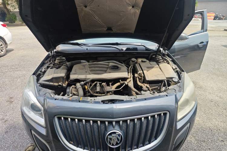 Used Buick Regal 2013 GS 2.0T Sport Edition Engine Bay