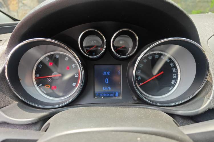 Used Buick Regal 2013 GS 2.0T Sport Edition Instrument Cluster