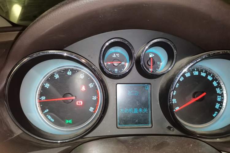 Used Buick Regal 2013 GS 2.0T Grand Sport Edition Instrument Cluster