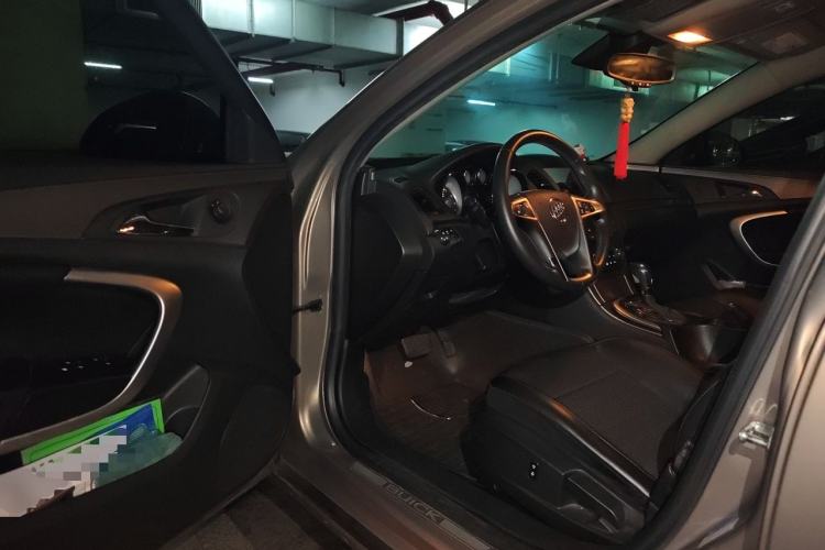 Used Buick Regal 2013 1.6T Automatic Elite Sport Edition Driver Seat