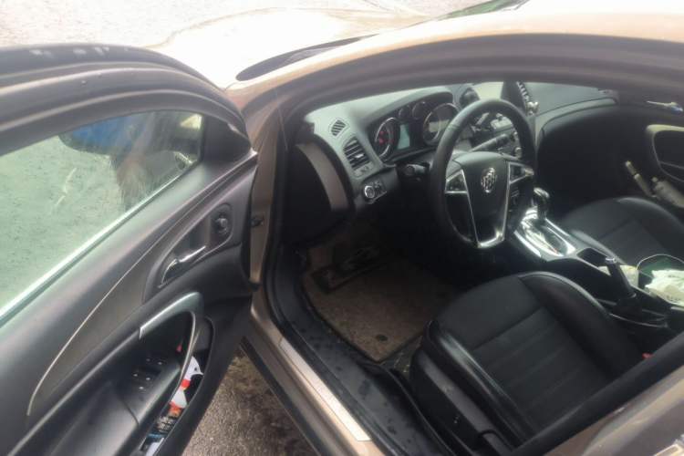 Used Buick Regal 2013 1.6T Automatic Elite Sport Edition Driver Seat