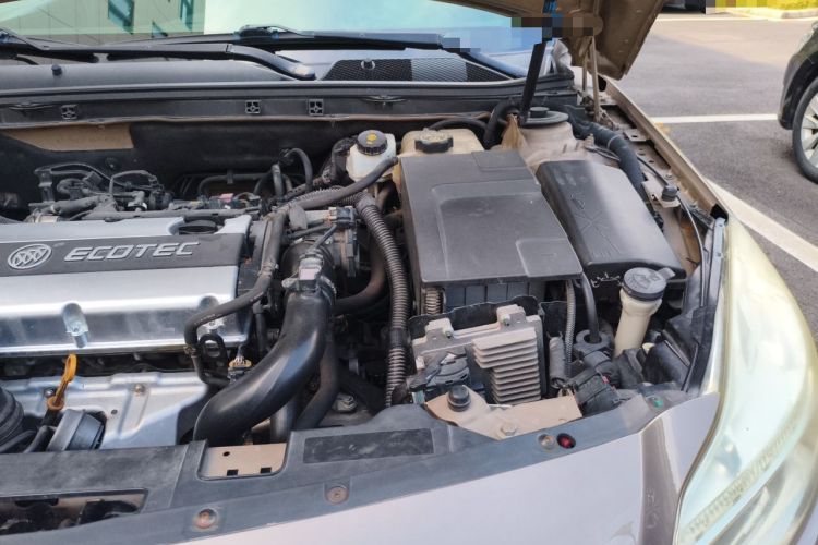 Used Buick Regal 2013 1.6T Automatic Elite Sport Edition Engine Bay Left