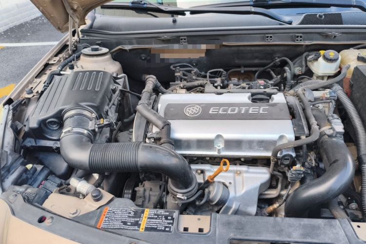 Used Buick Regal 2013 1.6T Automatic Elite Sport Edition Engine Bay Right