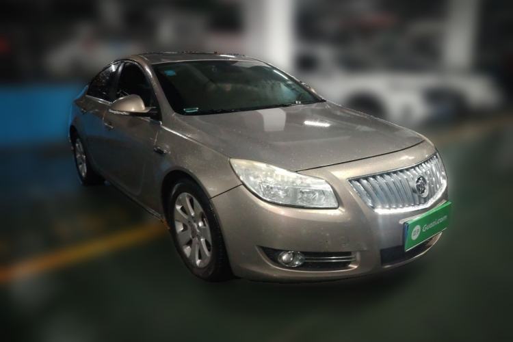 Used Buick Regal 2013 1.6T Automatic Elite Sport Edition Front Right 45 Deg