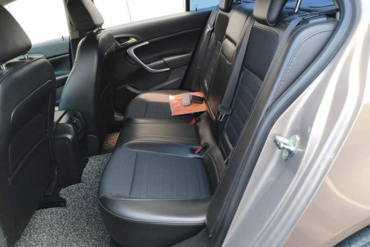 Used Buick Regal 2013 1.6T Automatic Elite Sport Edition Left Rear Seat