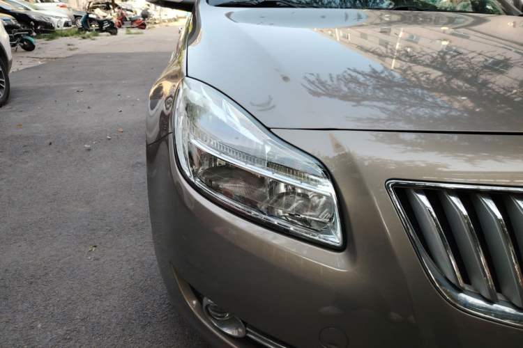 Used Buick Regal 2013 1.6T Automatic Elite Sport Edition Right Front Headlight